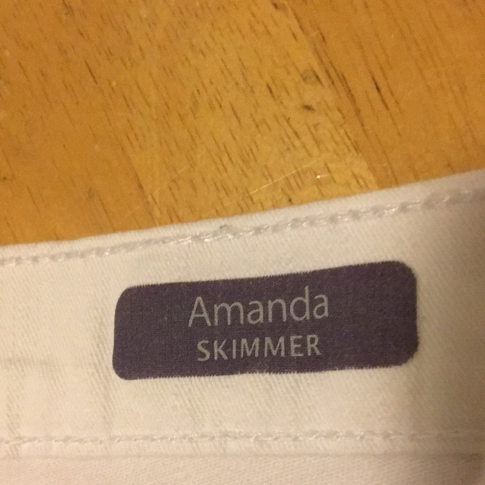 π€ 5/$20 Gloria Vanderbilt capris - Picture 3 of 3